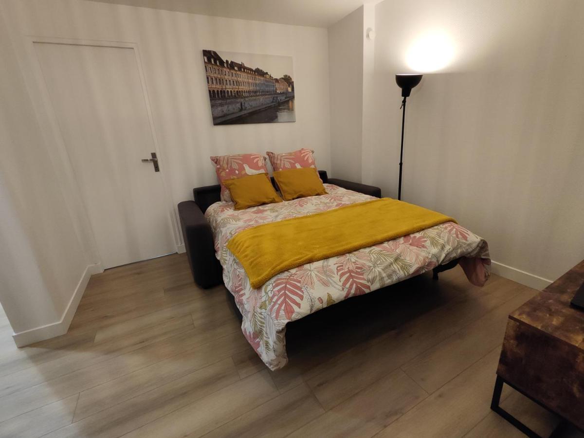 Besançon appartement T2 sur cour intérieure proximité gare Esterno foto